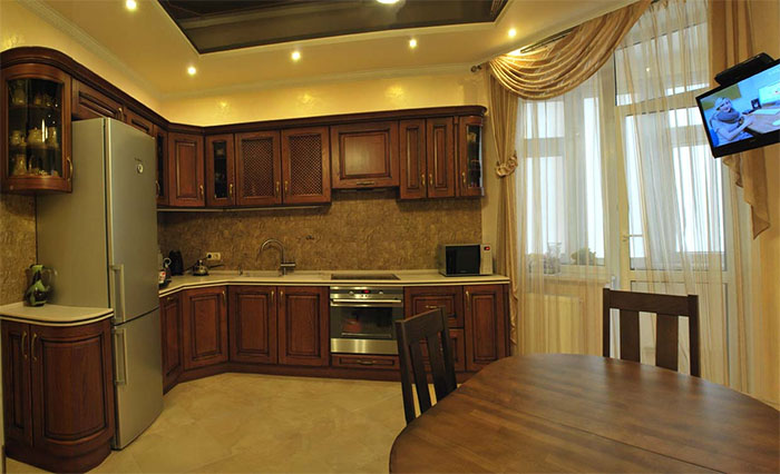 Вариант кухни из дерева