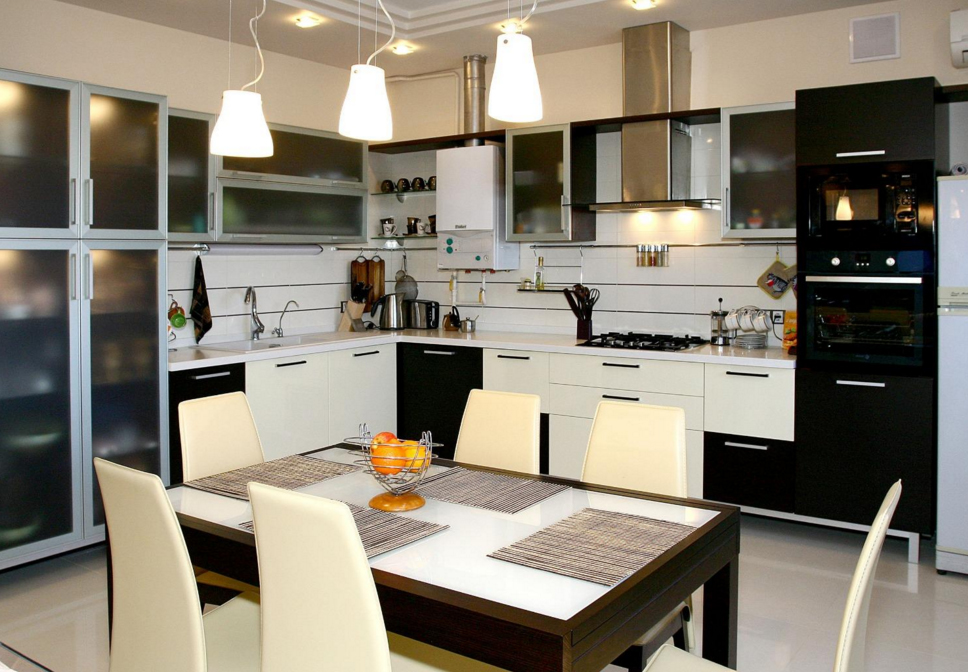 Лампы над обеденной зоной