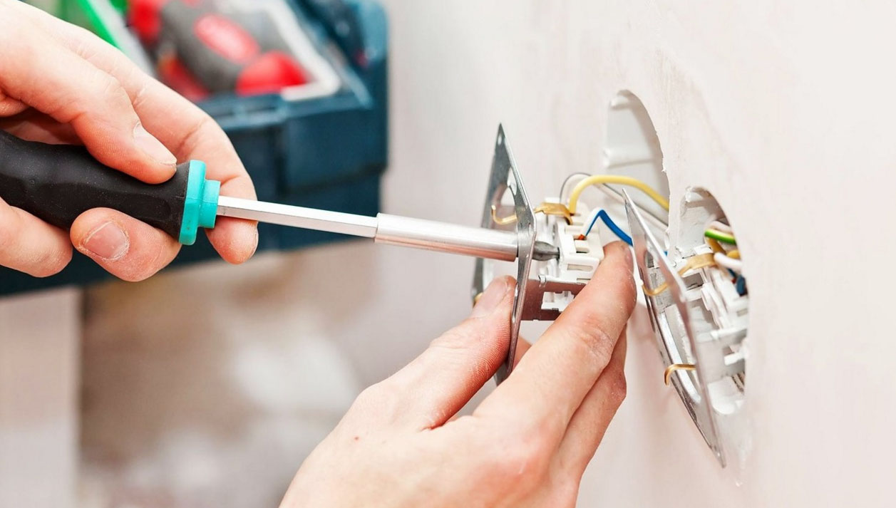 Mounted electrical outlets