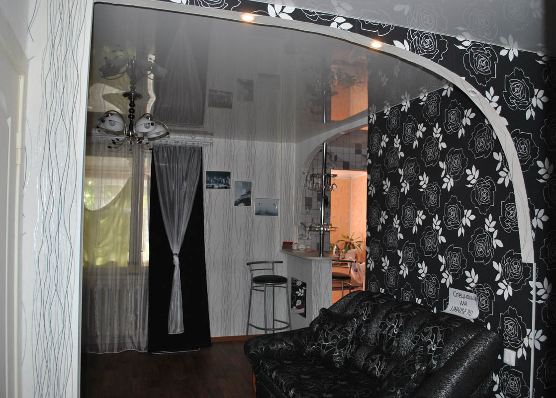 Wallpaper on the arch