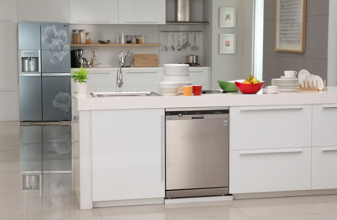 Посудомоечная машина на кухне