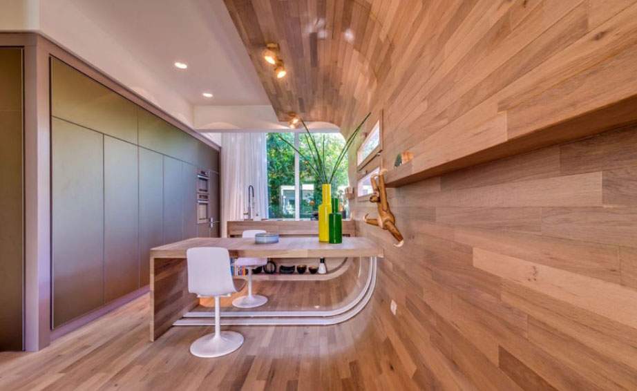 Драўляная кухня ў кватэры