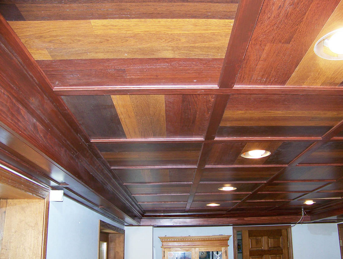 Ceiling laminate kitchen
