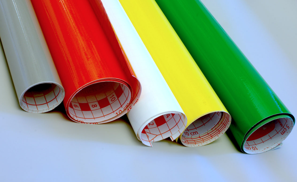 samoklejushchejsja plenka