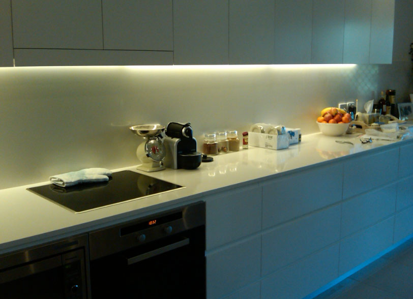 go'zal yoritish zamonaviy kuhni.jpg