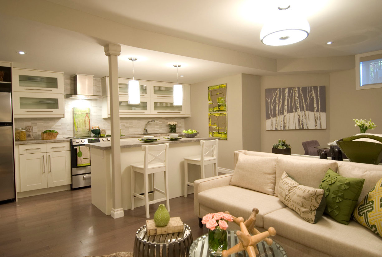 кухня і вітальня в одному приміщенні