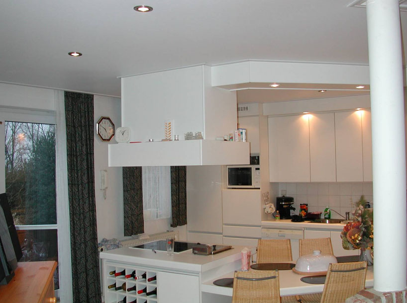 smooth ceiling in the kitchen
