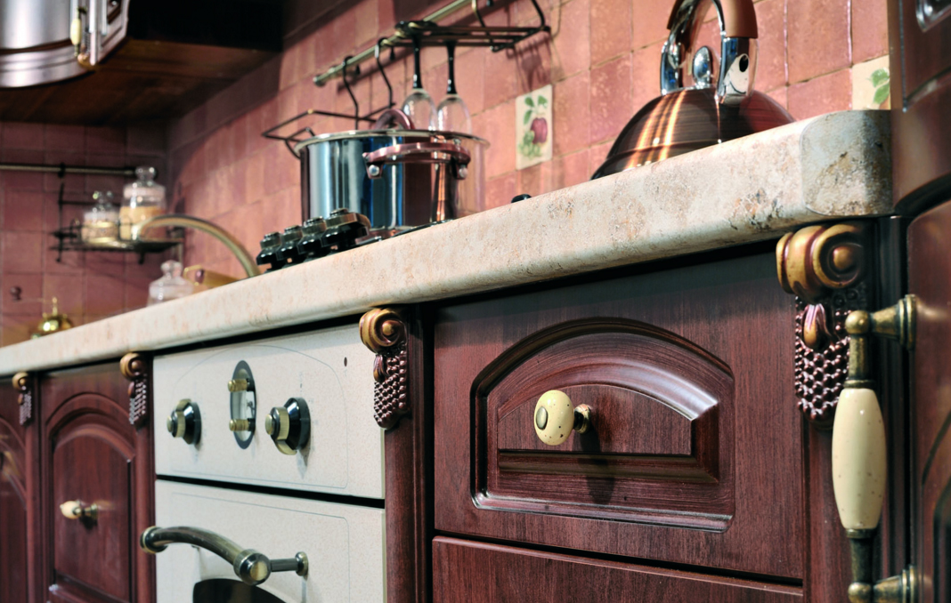 фурнітура для меблів