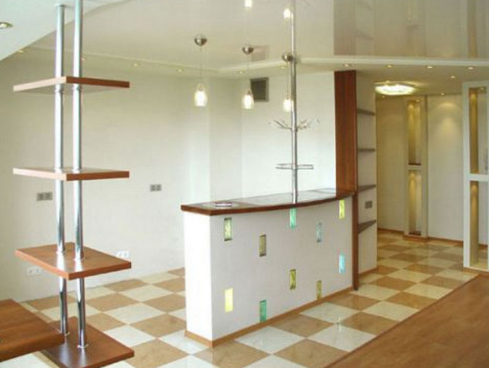 Барна стійка з гіпсокартону на кухні