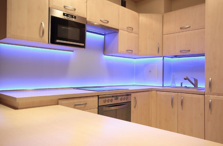 o'z qo'llari bilan oshxonada yoritish