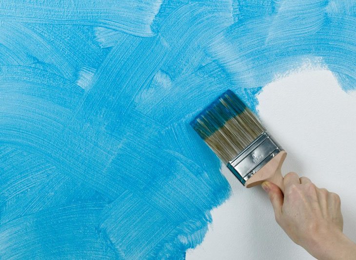 Фарбування стелі водоемульсійною фарбою