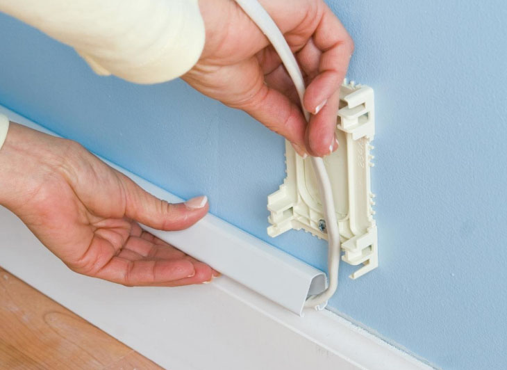 Прыхаваная праводка на кухні