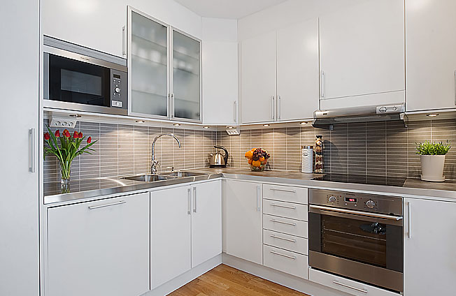 кухня в стиле хай тек